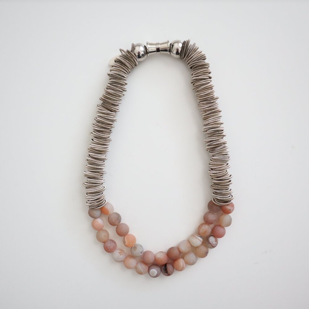 Sea Lilly Silver-Tone and Agate Peach Bead Statement Necklace
